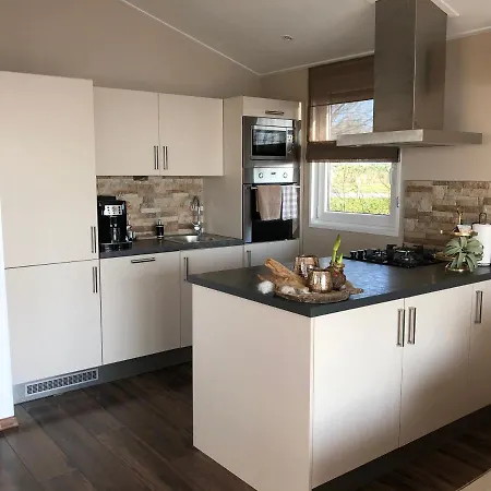 Exclusief Chalet ***** Markermeer Chalet Bovenkarspel